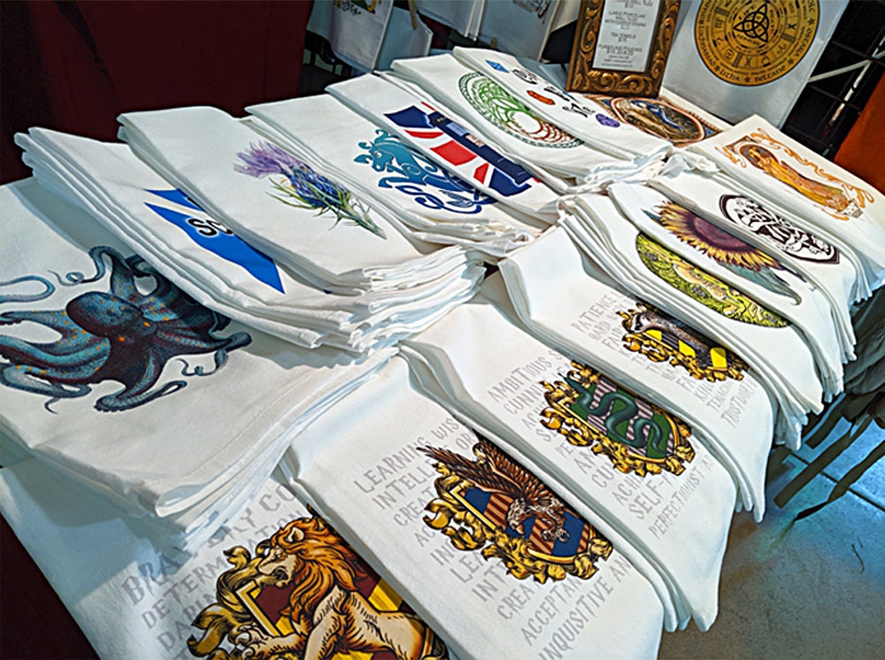 Seahorse Tea Towel / tea towel / dish towel / hand towel / reusable wipe / kitchen gift / kitchen deco